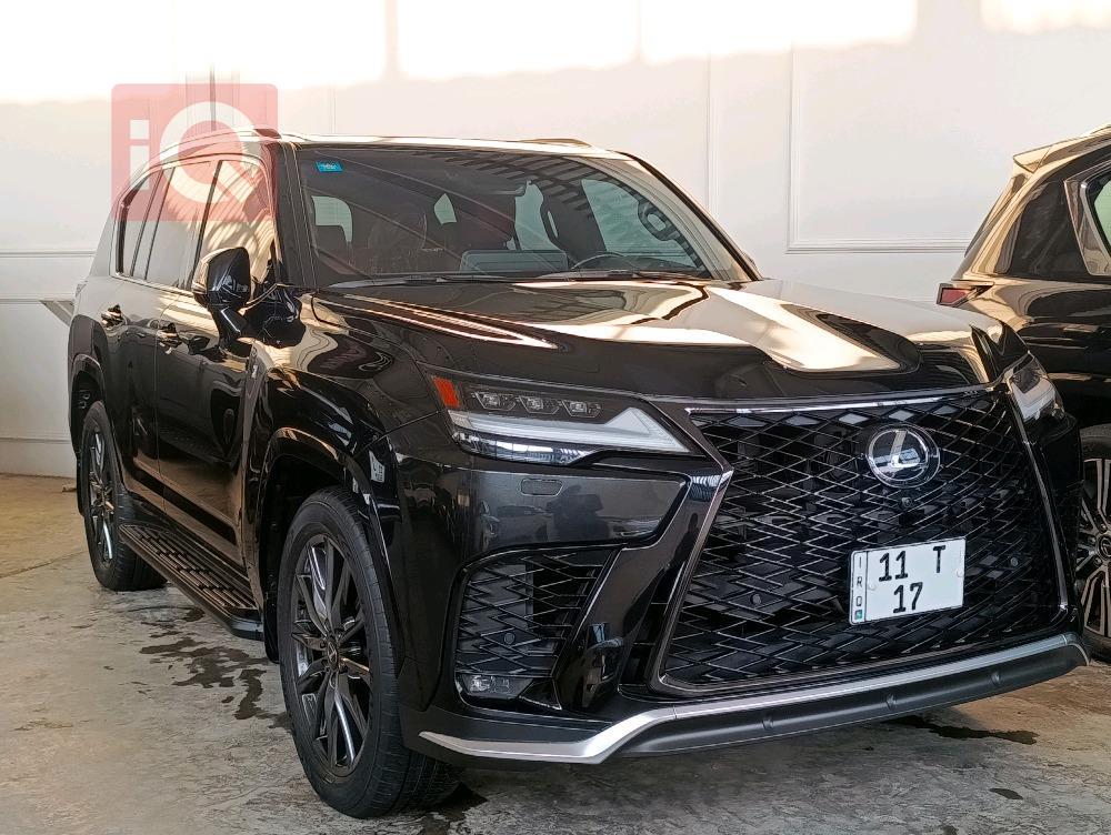 Lexus LX